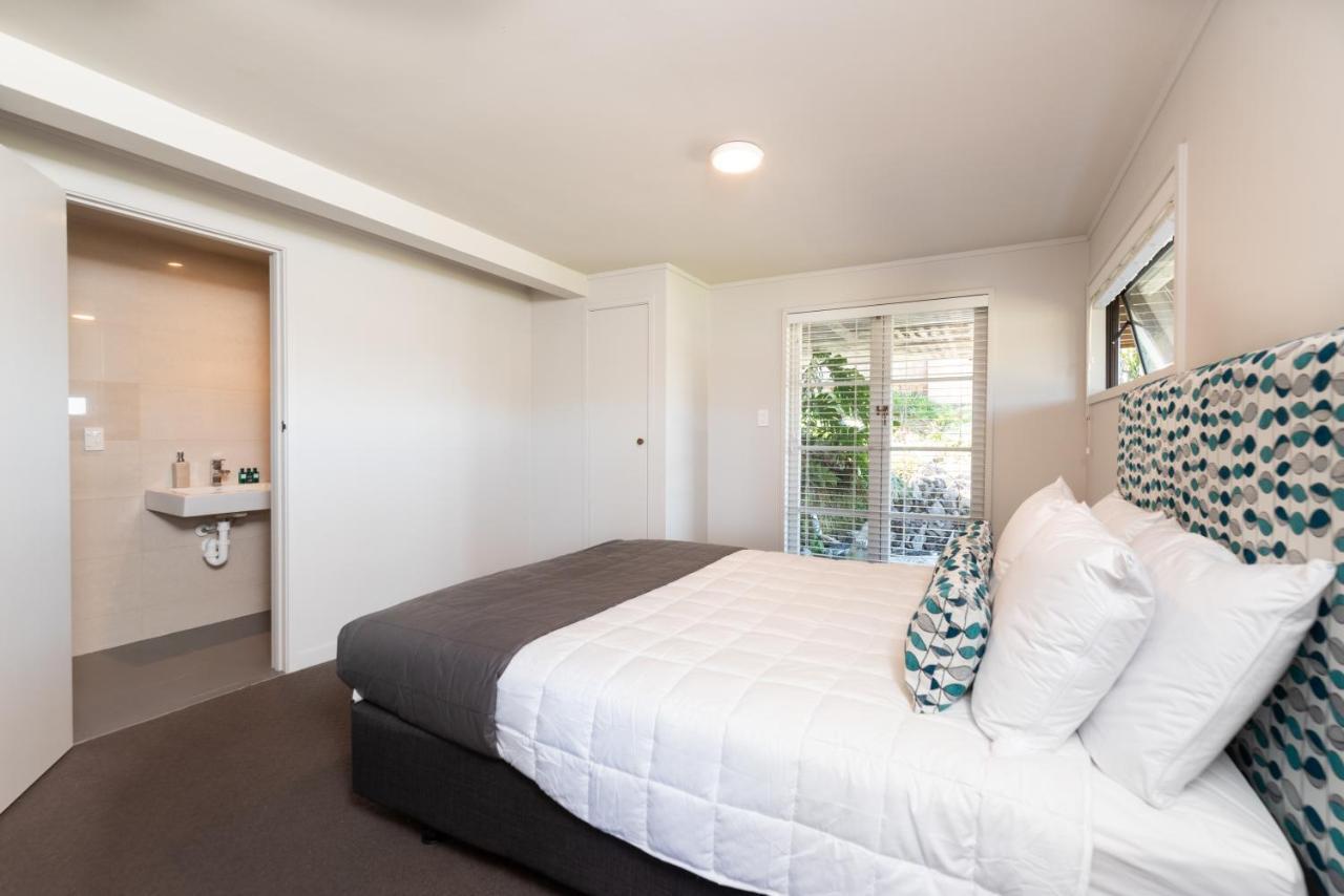 The Tide Watcher - Okiato Holiday Home Opua Exterior foto